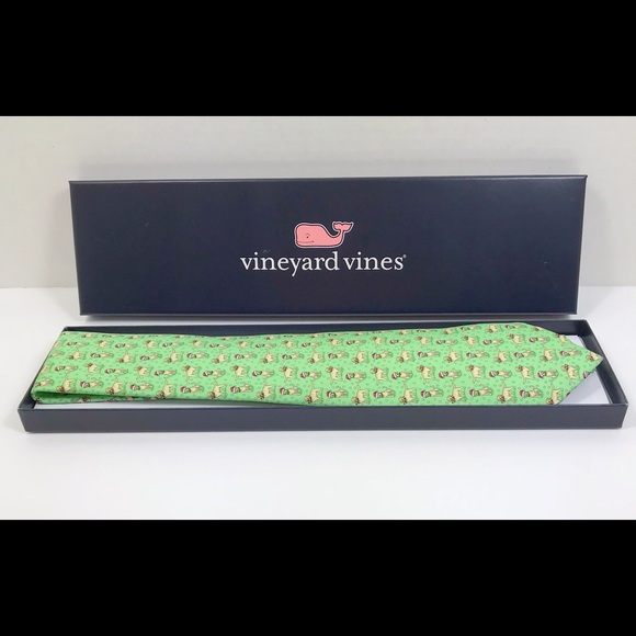 SOLD Vines Santa Hat Yellow Lab Green Silk Tie - Picture 3 of 7